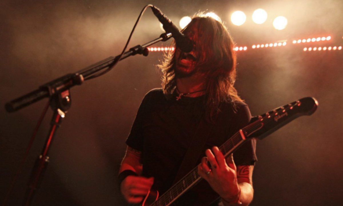 foo fighters live