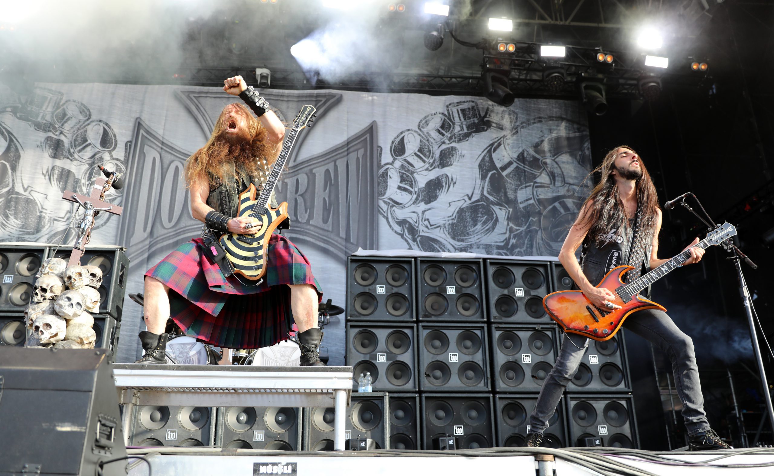 Die US-amerikanische Heavy-Metal-Band Black Label Society bei ihrem Auftritt beim Rock the Ring-Festival 2022.