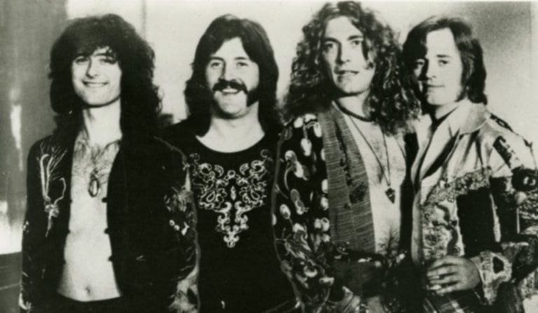 Schüler spielen ›Kashmir‹ auf Xylofonen