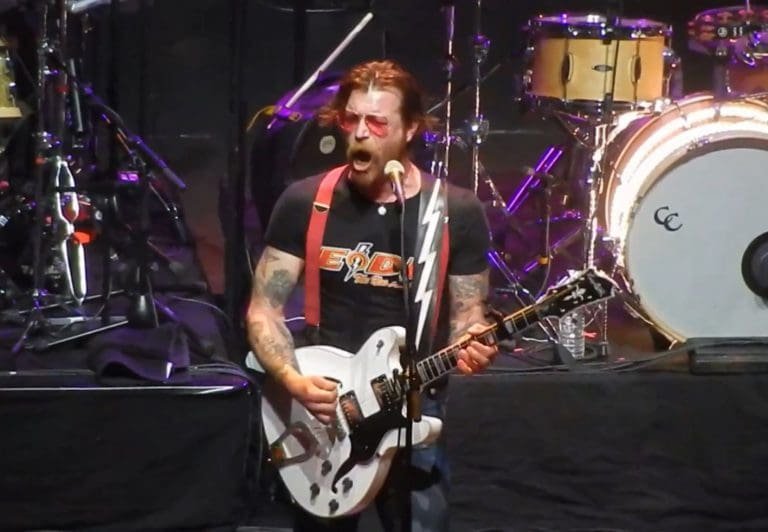 Eagles Of Death Metal: Umjubelte Rückkehr nach Paris