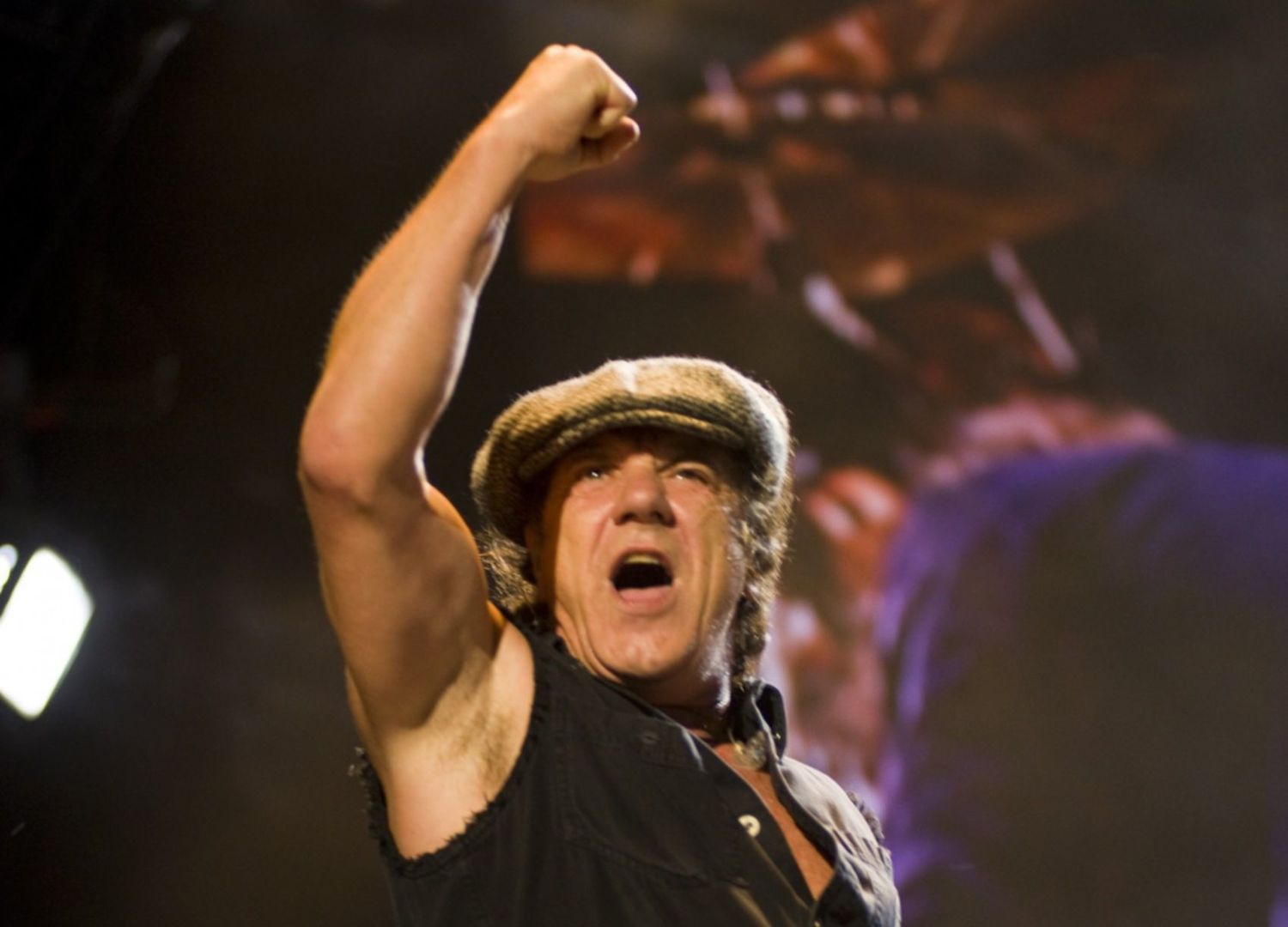 Brian Johnson (ACDC) Live At River Plate @ C. Taylor Crothers