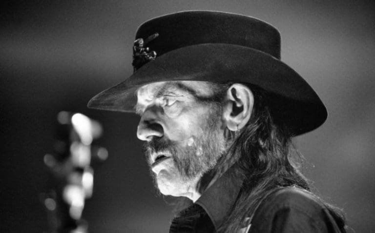 Motörhead: Lemmy-Statue wird in öffentlicher Zeremonie enthüllt
