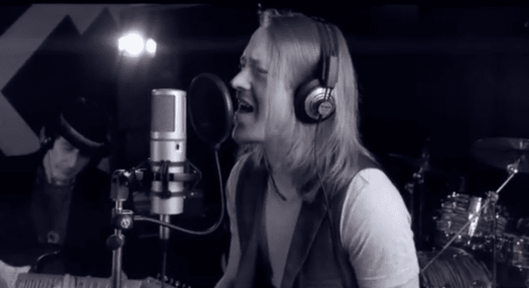 The Blue Poets: Neues Behind-The-Scenes-Video mit exklusiven Songausschnitten