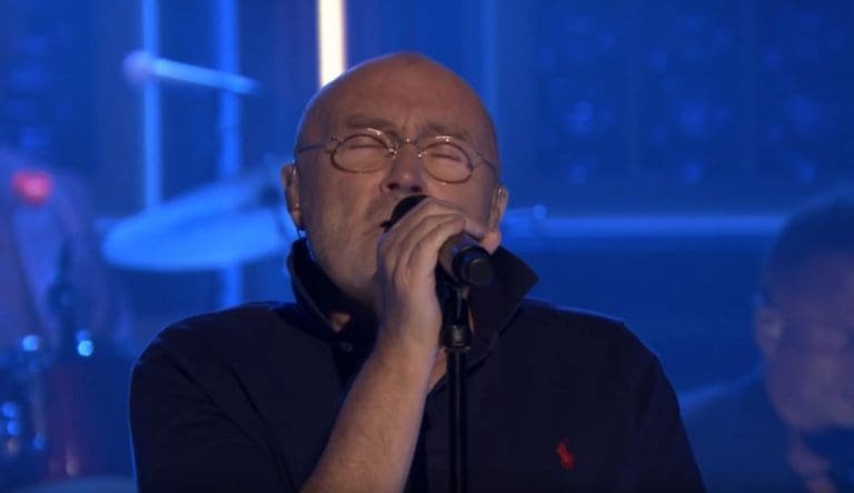 Phil Collins: Sowas von gar nicht tot – ›In The Air Tonight‹ live in „The Tonight Show“