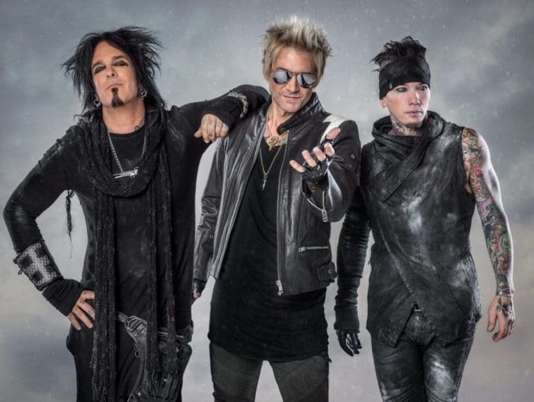 SIXX:A.M.: Seht das Video zu ›We Will Not Go Quietly‹