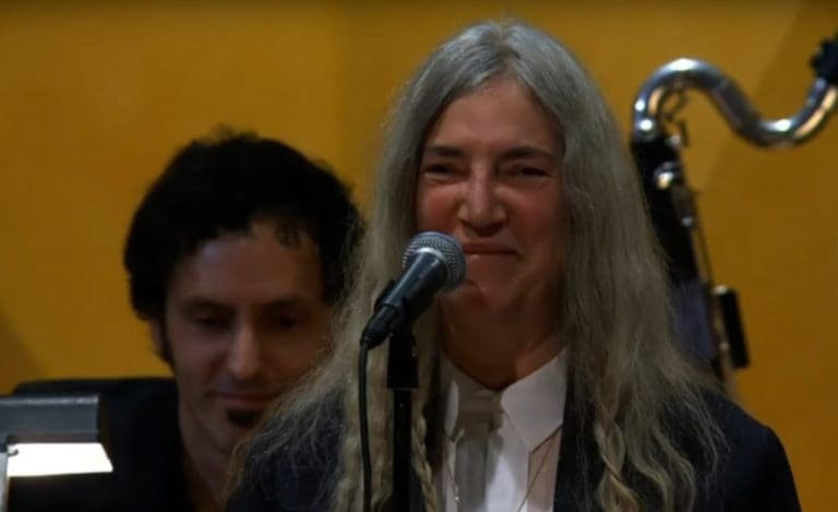 Nobelpreis: Patti Smith singt ›A Hard Rain’s A-Gonna Fall‹ für Bob Dylan