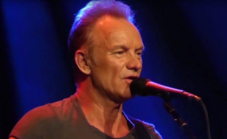 Sting: Bowie-Tribute mit Cover-Versionen von ›Blackstar‹ und ›Lazarus‹
