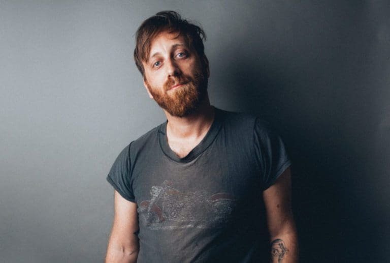 Dan Auerbach: Album WAITING ON A SONG im Juni – hier die Single ›Shine On Me‹ hören