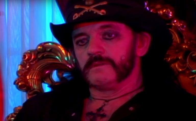 Lemmy: Gastauftritt im Jyrki 69-Video zu ›Bloodlust‹