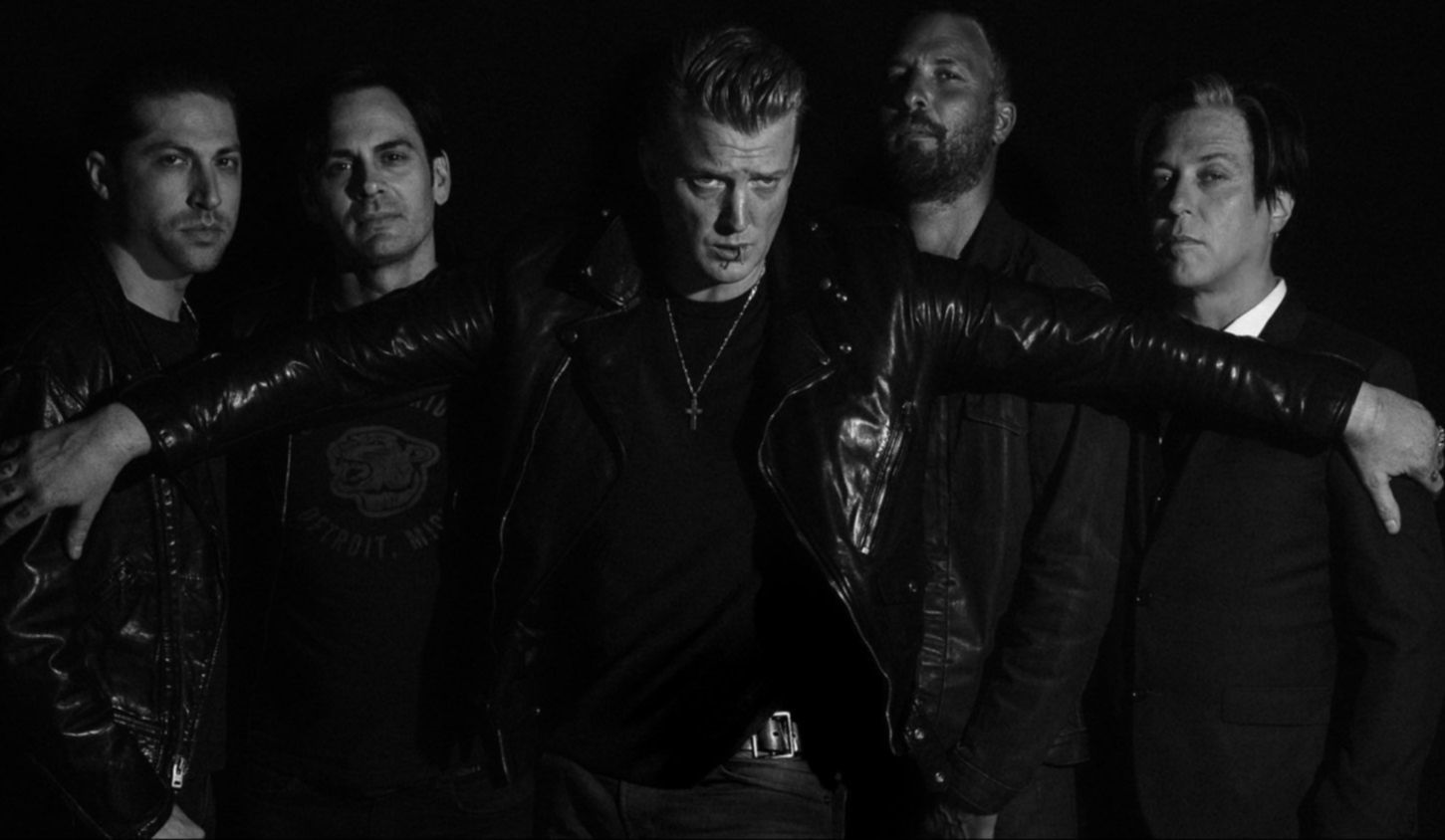 queens of the stone age press