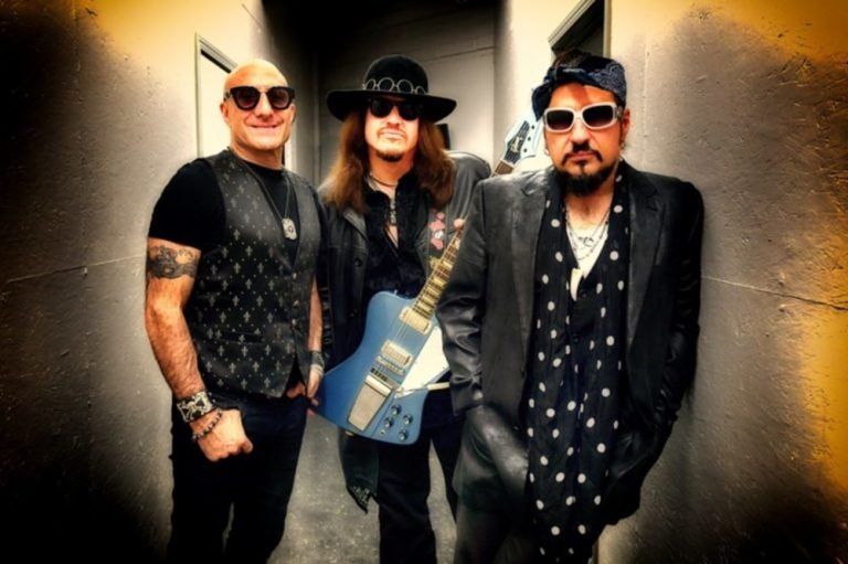Exklusive Song-Premiere: Supersonic Blues Machine mit ›Elevate‹