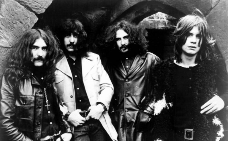 Black Sabbath – THE TEN YEAR WAR