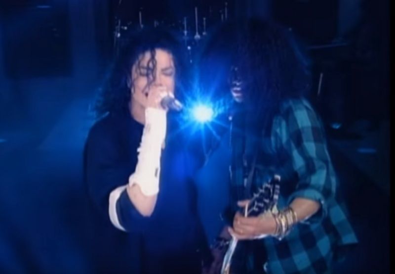 Michael Jackson und Slash in Give In To Me