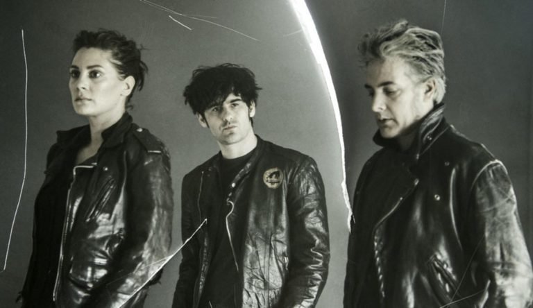 Black Rebel Motorcycle Club: Fehler im System
