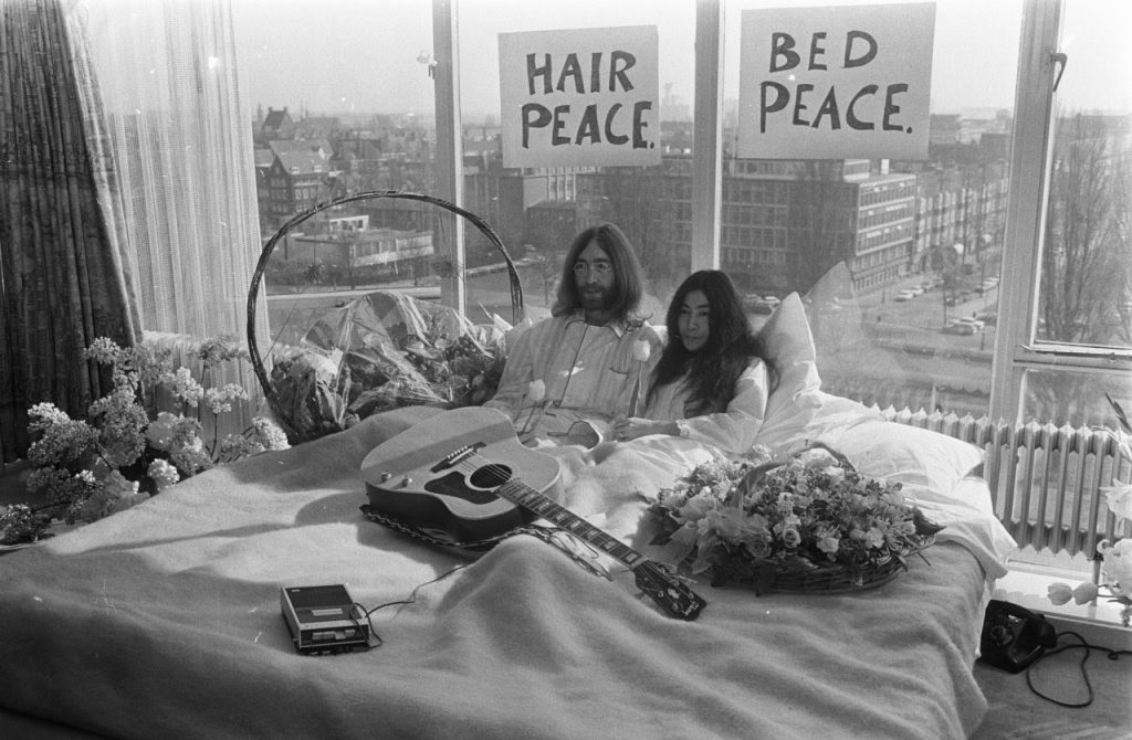 John Lennon Yoko Ono Bed-In