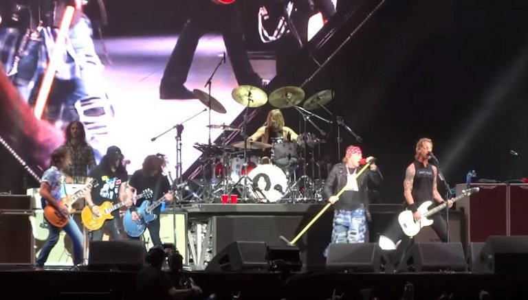 Foo Fighters: Guns N‘ Roses stürmen Bühne mit ›It’s So Easy‹