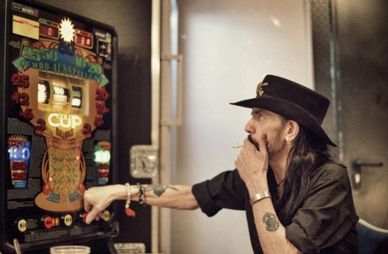 Das letzte Wort: Lemmy Kilmister über Schmerz, Dinosaurier und Milchshakes