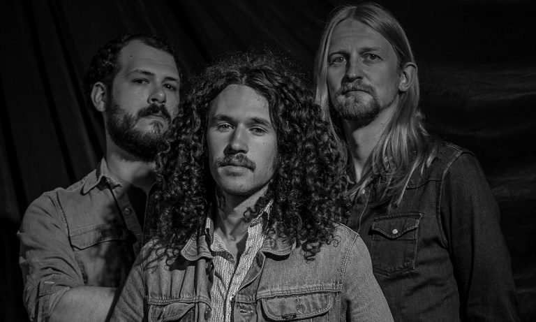 Video-Premiere: The Great Beyond mit ›Slip Away‹