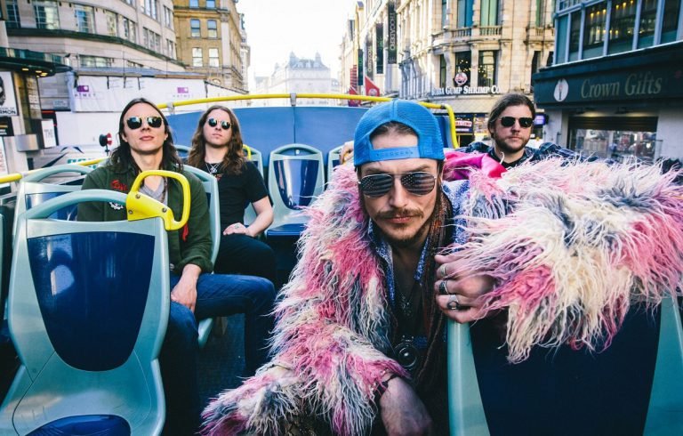 Video-Premiere: Bishop Gunn mit ›Anything You Want‹