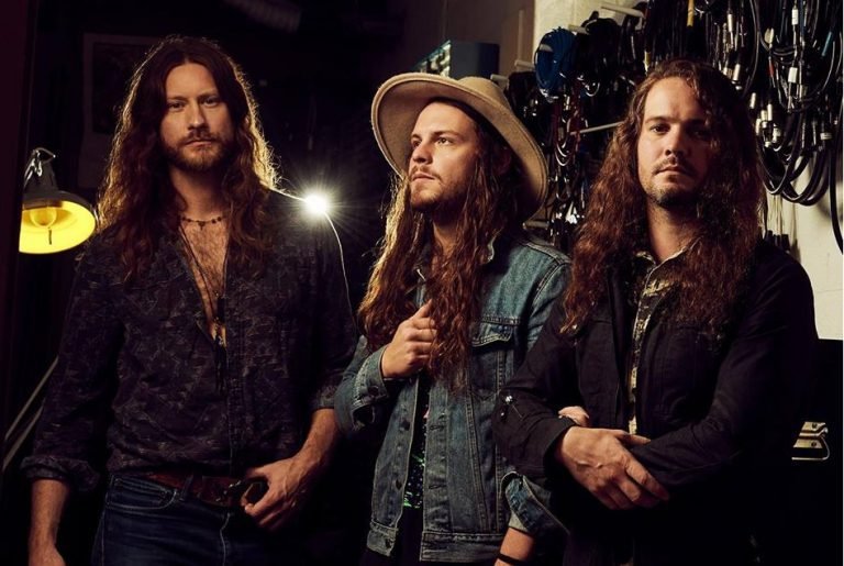 Goodbye June: Nashville-Trio mit neuer Single ›Joan&Dylan‹