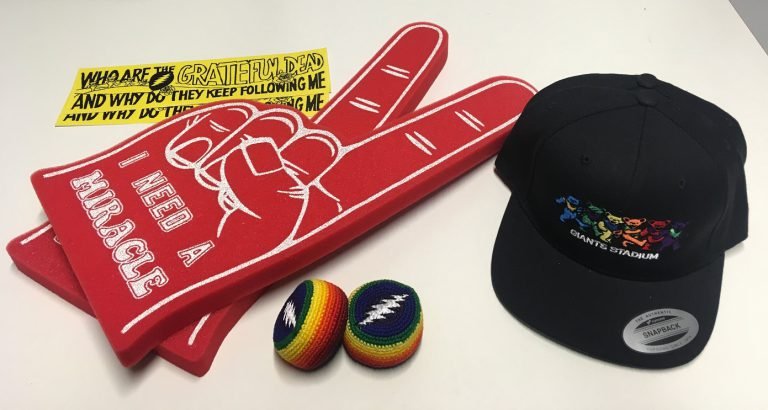 Gewinnspiel: Fanpaket von Grateful Dead sichern!