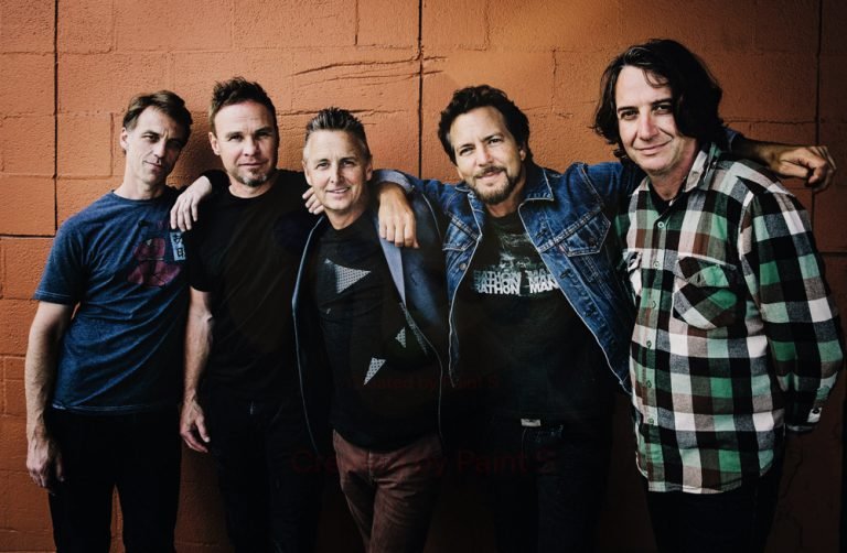 Pearl Jam: Das Video zu ›Dance Of The Clairvoyants‹ ist da