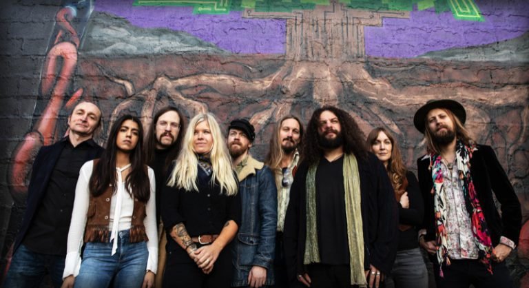 Videopremiere: Siena Root mit ›Organic Intelligence‹