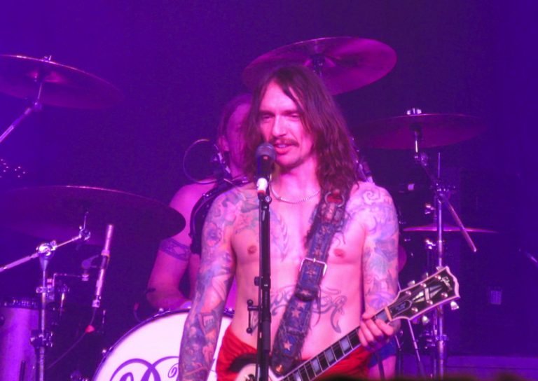 Konzertkritik: The Darkness in München (08.02.2020)