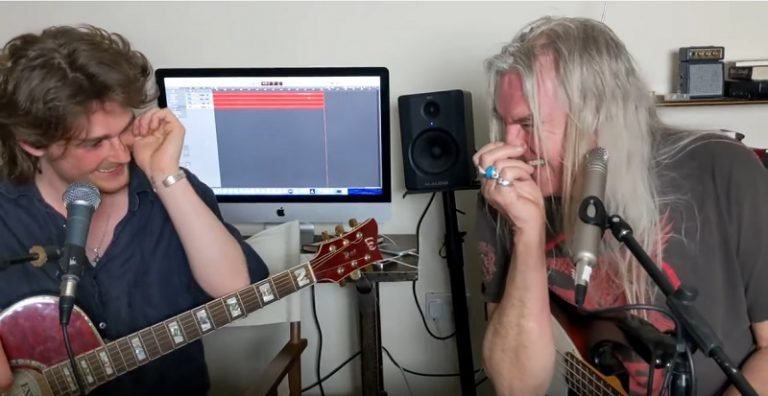Biff Byford: Akustik-Session mit Sohn