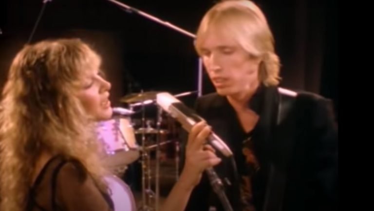 Rückblende: Stevie Nicks und Tom Petty mit ›Stop Draggin’ My Heart Around‹