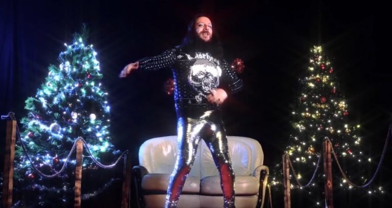Videopremiere: Romano Nervoso mit ›Covid Christmas‹
