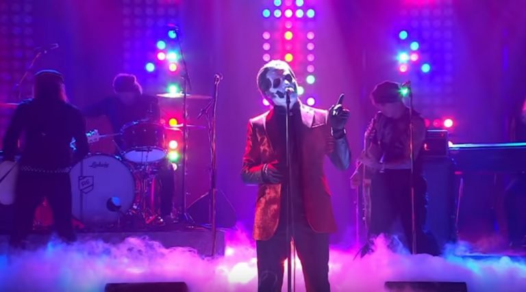 The Hellacopters: Covern ›Sympathy For The Devil‹ mit Papa Emeritus IV
