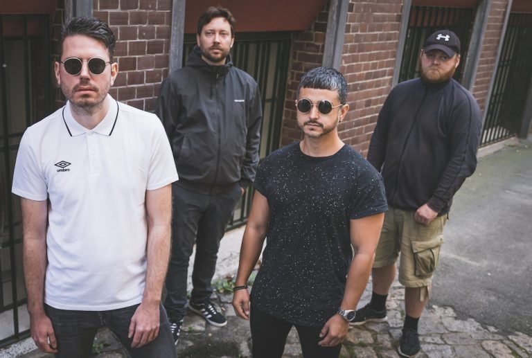Dead Star Talk: Neue Single ›Love Leash‹ als Vorbote auf das Debüt