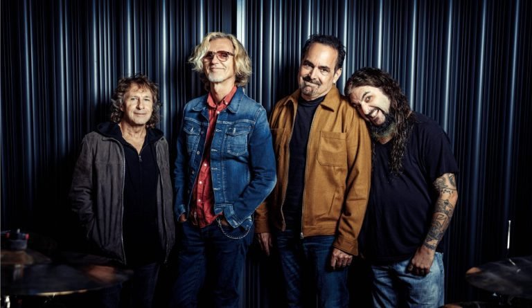 Transatlantic: Drei auf einen Streich