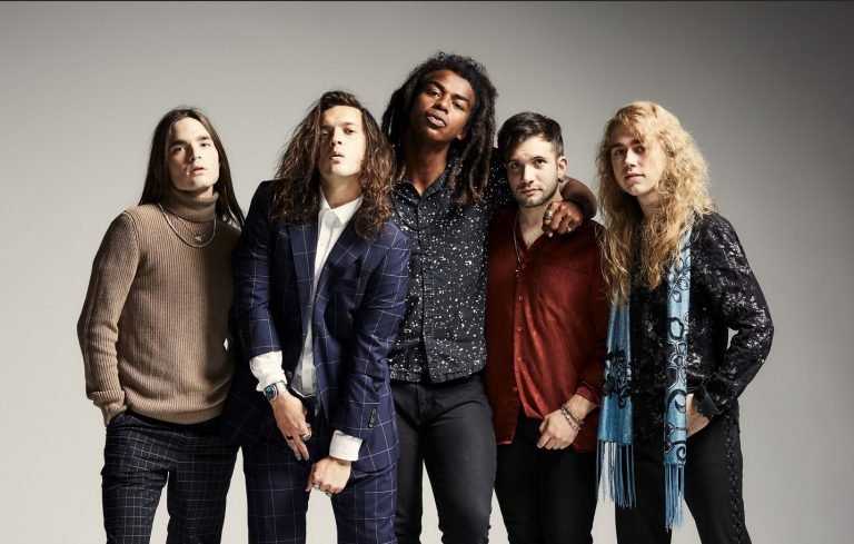 Videopremiere: Classless Act mit ›Give It To Me‹