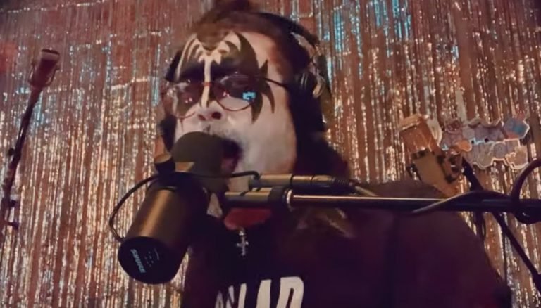 Dave Grohl: Witziger Kiss-Tribute bei den „Hanukkah Sessions“