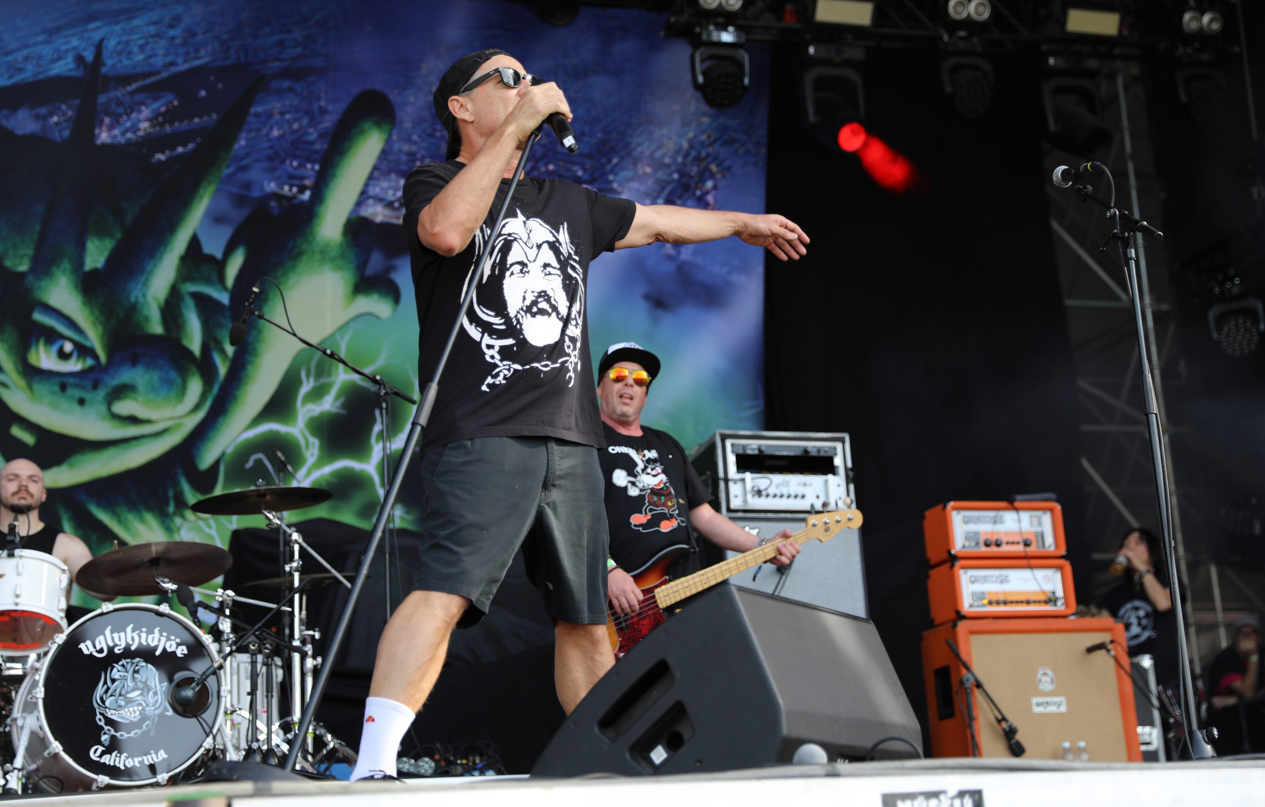 Die US-amerikanische Hard-Rock-Band Ugly Kid Joe bei ihrem Auftritt beim Rock the Ring Festival 2022.