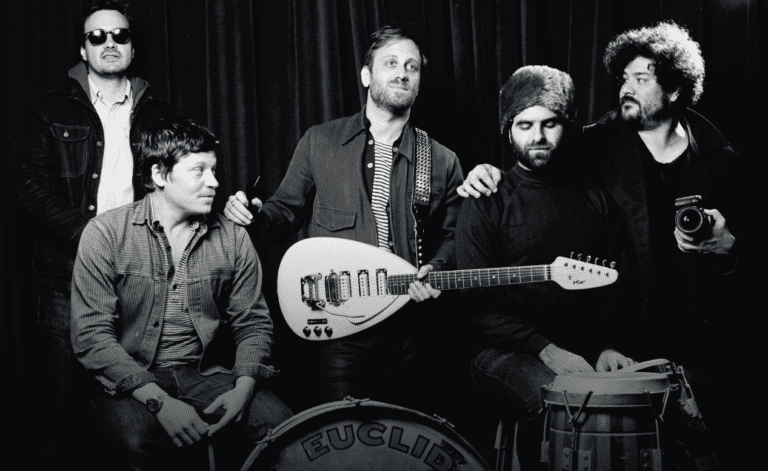 The Arcs: Musikverrückte unter sich