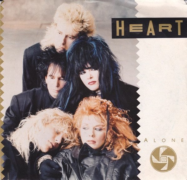 Undercover: Heart mit ›Alone‹