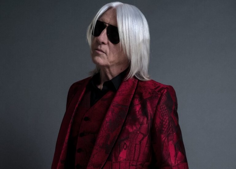 Plattenladen-Challenge: Def Leppards Joe Elliott im Vinyl-Himmel